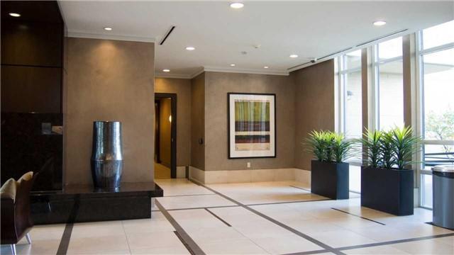 502 - 151 Upper Duke Cres, Condo with 2 bedrooms, 2 bathrooms and 1 parking in Markham ON | Image 4