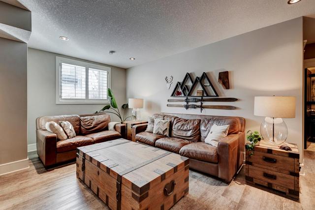58 West Grove Rise Sw, House detached with 5 bedrooms, 4 bathrooms and 6 parking in Calgary AB | Image 34