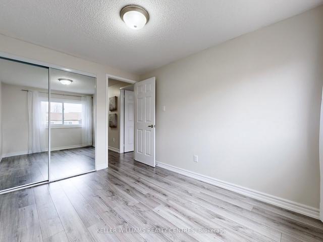 160 Burns Circ, House attached with 3 bedrooms, 2 bathrooms and 7 parking in Barrie ON | Image 21