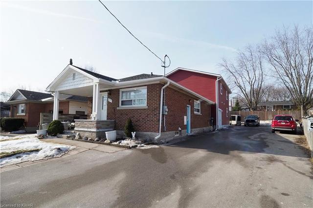 221 Vanier Drive, House detached with 12 bedrooms, 7 bathrooms and 10 parking in Kitchener ON | Image 10