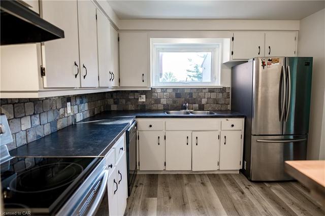 59 - 539 Willow Road, House attached with 3 bedrooms, 2 bathrooms and 1 parking in Guelph ON | Image 20
