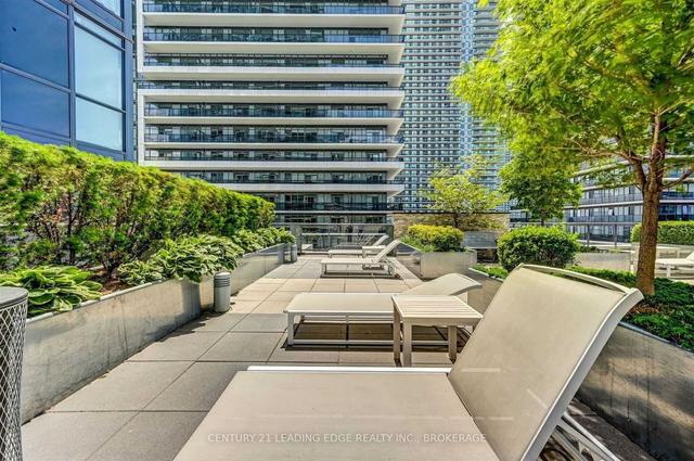 313 - 59 Annie Craig Dr, Condo with 2 bedrooms, 2 bathrooms and 1 parking in Toronto ON | Image 19