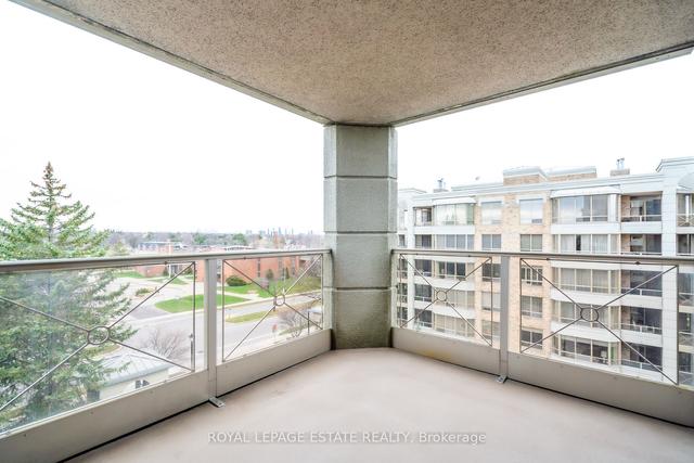 514 - 215 The Donway W, Condo with 2 bedrooms, 2 bathrooms and 1 parking in Toronto ON | Image 21