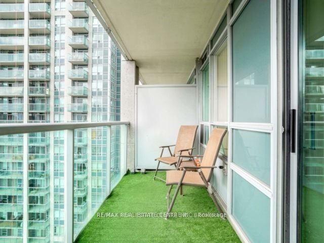 1106 - 16 Harrison Garden Blvd, Condo with 1 bedrooms, 1 bathrooms and 1 parking in Toronto ON | Image 8