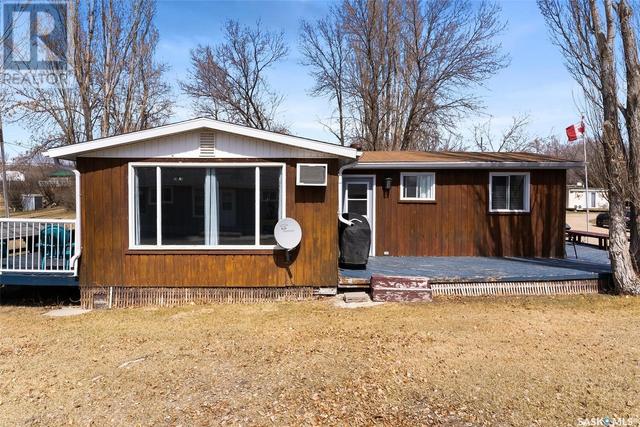 512 Ashland Avenue, House detached with 3 bedrooms, 1 bathrooms and null parking in Saskatchewan Beach SK | Image 1