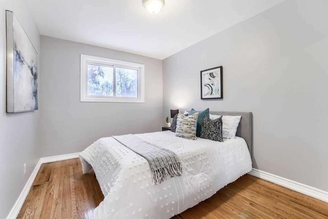 66 Greyabbey Tr, House semidetached with 3 bedrooms, 2 bathrooms and 6 parking in Toronto ON | Image 13
