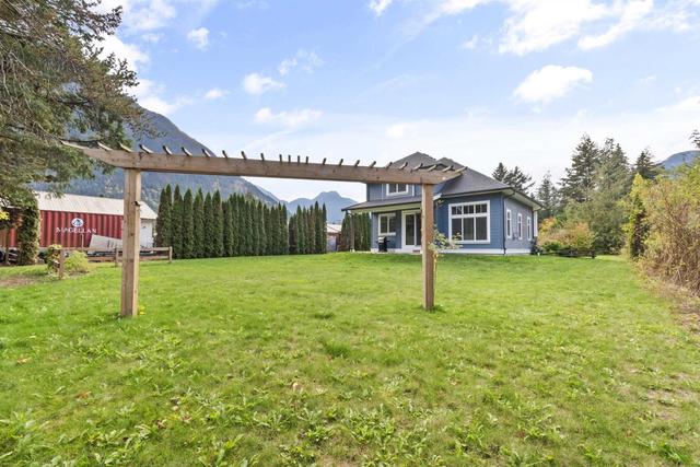 65477 Kawkawa Lake Road, House detached with 3 bedrooms, 3 bathrooms and null parking in Hope BC | Image 36