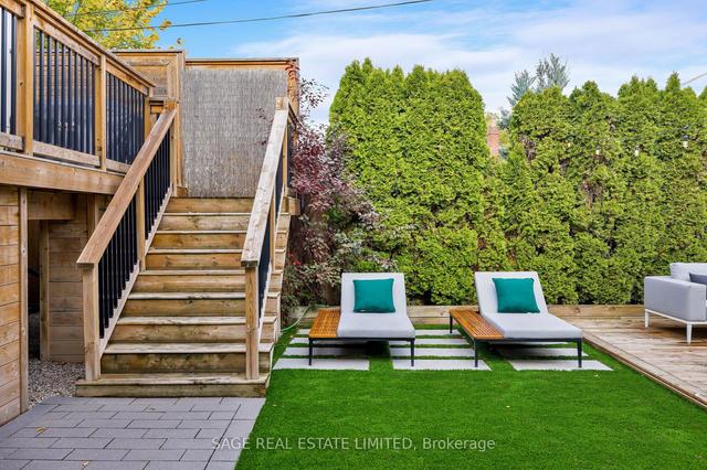 65 Derwyn Rd, House detached with 4 bedrooms, 4 bathrooms and 5 parking in Toronto ON | Image 8