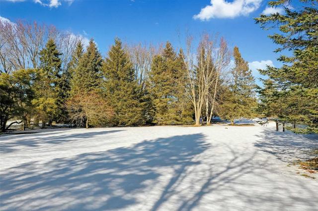 4 Craig Crt, House detached with 4 bedrooms, 3 bathrooms and 12 parking in Clarington ON | Image 23