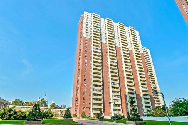 3016 - 1 Massey Sq, Condo with 2 bedrooms, 1 bathrooms and 1 parking in Toronto ON | Image 1