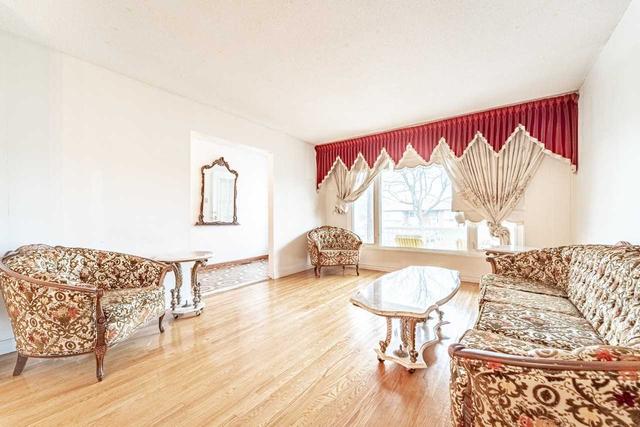 36 Jayfield Rd, House detached with 3 bedrooms, 2 bathrooms and 6 parking in Brampton ON | Image 37