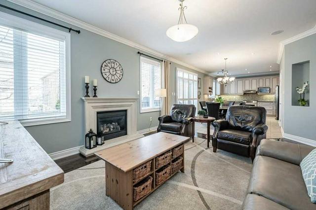195 Beechtree Cres, House detached with 4 bedrooms, 5 bathrooms and 4 parking in Oakville ON | Image 7