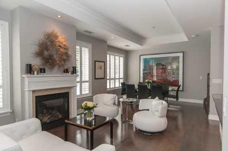 th1 - 21 Burkebrook Pl, Townhouse with 3 bedrooms, 3 bathrooms and 2 parking in Toronto ON | Image 2