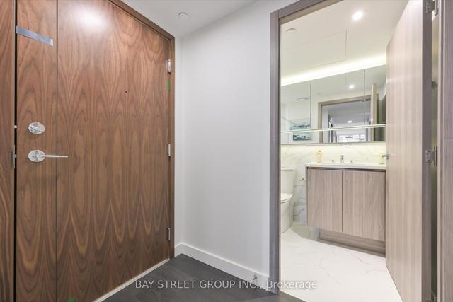 2106 - 38 Widmer St, Condo with 3 bedrooms, 2 bathrooms and 1 parking in Toronto ON | Image 19
