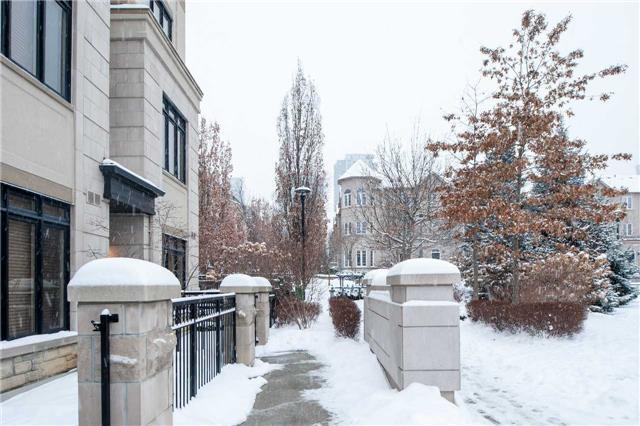 Th 1 - 5 Oakburn Cres, Townhouse with 2 bedrooms, 4 bathrooms and 2 parking in Toronto ON | Image 12