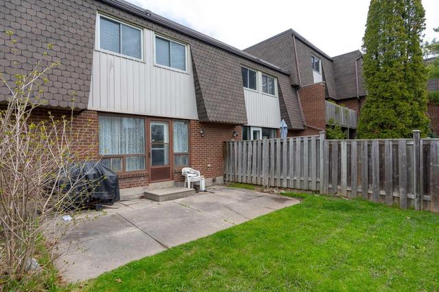 28 Deacon Lane, Townhouse with 3 bedrooms, 2 bathrooms and 1 parking in Ajax ON | Image 19