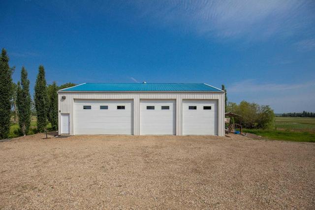 2010 Township Road 412, House detached with 4 bedrooms, 2 bathrooms and 2 parking in Lacombe County AB | Image 7