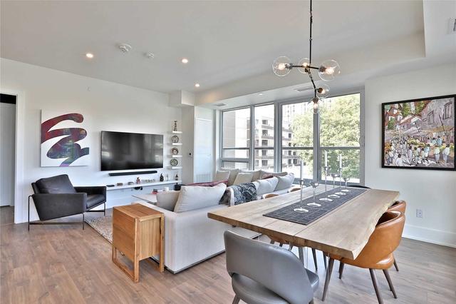 306 - 80 Vanauley St, Condo with 2 bedrooms, 2 bathrooms and 1 parking in Toronto ON | Image 3