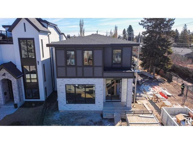 8105 144 St Nw, House detached with 4 bedrooms, 3 bathrooms and null parking in Edmonton AB | Image 3