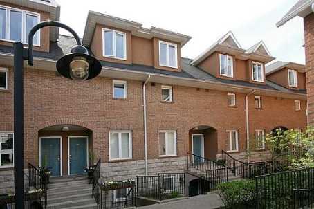 th 15 - 228 St George St, Townhouse with 2 bedrooms, 1 bathrooms and 40 parking in Toronto ON | Image 1