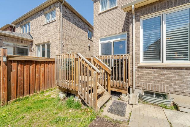 12 Gruenwald Gate E, House semidetached with 4 bedrooms, 4 bathrooms and 3 parking in Brampton ON | Image 26