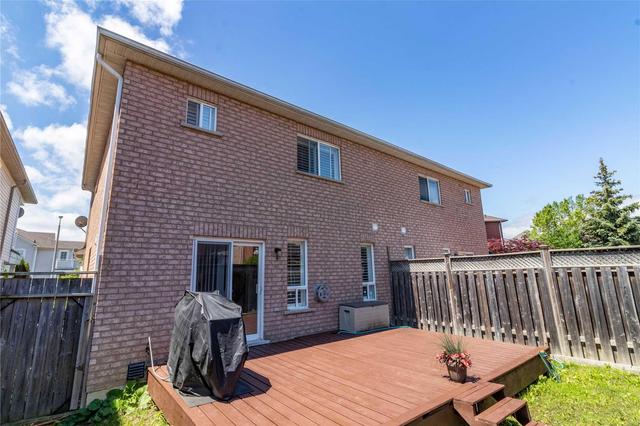 86 Viceroy Cres, House semidetached with 3 bedrooms, 3 bathrooms and 2 parking in Brampton ON | Image 19