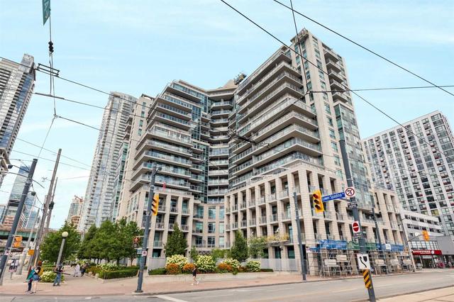 uph06 - 410 Queens Quay W, Condo with 2 bedrooms, 3 bathrooms and 1 parking in Toronto ON | Image 1