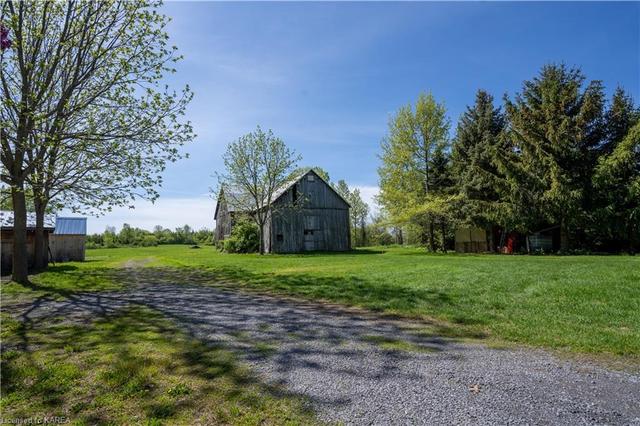 1404 South Shore Road, House detached with 5 bedrooms, 2 bathrooms and 12 parking in Greater Napanee ON | Image 47