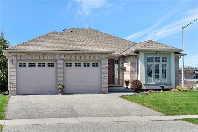 17 Nixon Avenue, House detached with 3 bedrooms, 2 bathrooms and 4 parking in Brant ON | Image 39
