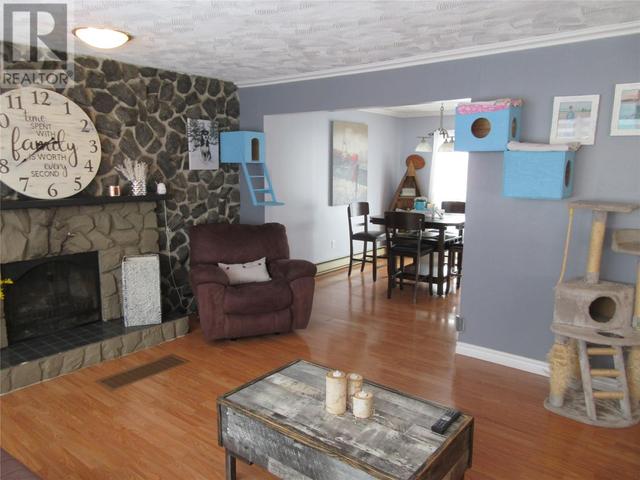 580 Main Street, House detached with 3 bedrooms, 1 bathrooms and null parking in Bishop's Falls NL | Image 18