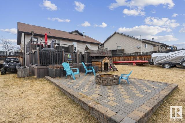 214 23 St, House detached with 4 bedrooms, 3 bathrooms and null parking in Cold Lake AB | Image 33