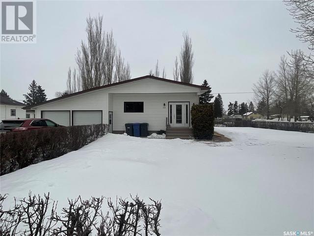 302 2nd Avenue E, House detached with 3 bedrooms, 2 bathrooms and null parking in Blaine Lake SK | Image 30