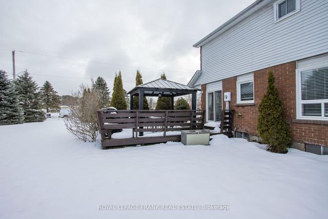 9 Homestead Rd, House detached with 3 bedrooms, 2 bathrooms and 11 parking in Kawartha Lakes ON | Image 19