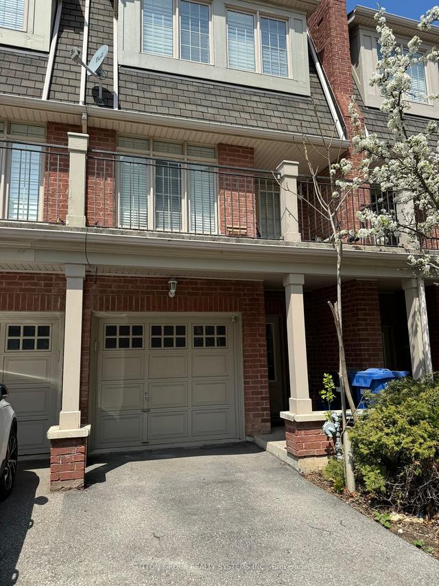 9 - 95 Kerr St, Townhouse with 2 bedrooms, 3 bathrooms and 2 parking in Oakville ON | Image 1