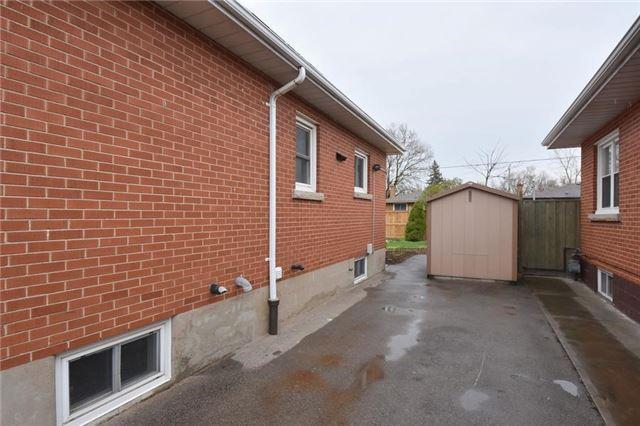 406 Talbot St, House detached with 3 bedrooms, 2 bathrooms and 4 parking in Hamilton ON | Image 19