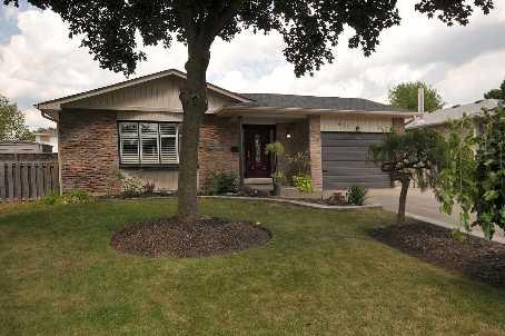 835 Hemlock Dr, House detached with 3 bedrooms, 2 bathrooms and 5 parking in Milton ON | Image 1