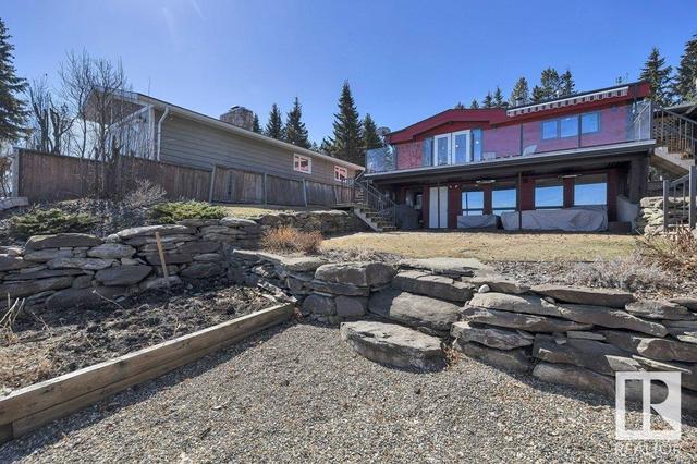510 5 St, House detached with 4 bedrooms, 2 bathrooms and null parking in Norris Beach AB | Image 52