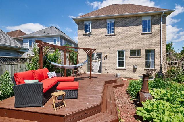 51 Divine Dr, House detached with 4 bedrooms, 4 bathrooms and 6 parking in Whitby ON | Image 19