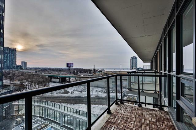 708 - 51 East Liberty St, Condo with 1 bedrooms, 2 bathrooms and 0 parking in Toronto ON | Image 1