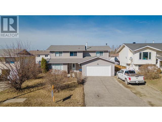 9704 92 Street, House detached with 4 bedrooms, 3 bathrooms and null parking in Fort St. John BC | Image 1