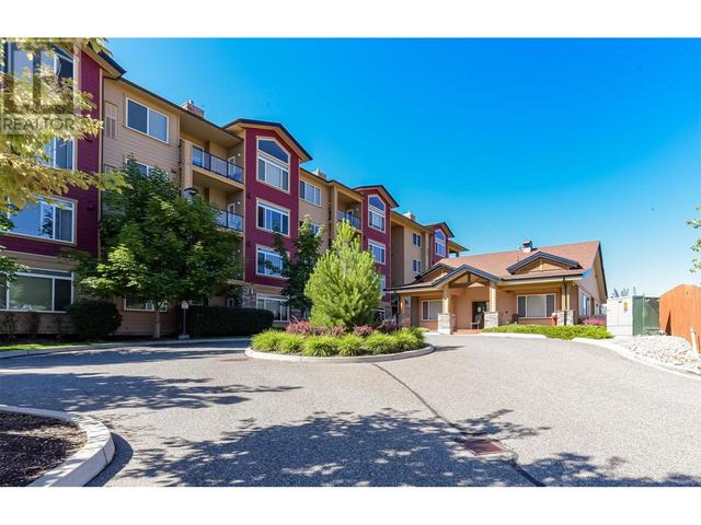 318 - 2532 Shoreline Drive, Condo with 2 bedrooms, 2 bathrooms and 1 parking in Lake Country BC | Image 32