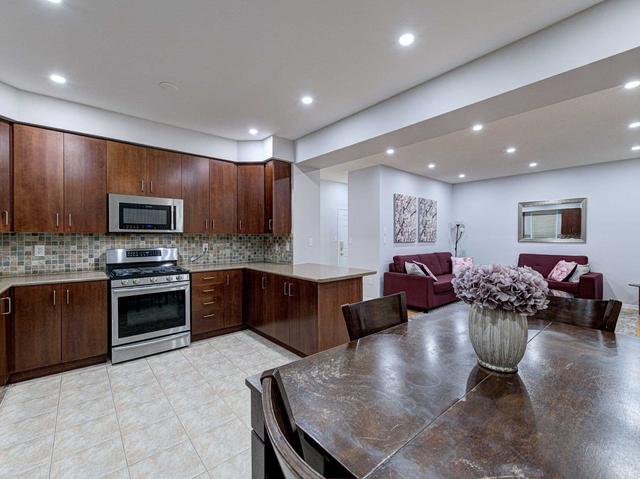 125 Owlridge Dr, House detached with 4 bedrooms, 3 bathrooms and 4 parking in Brampton ON | Image 8