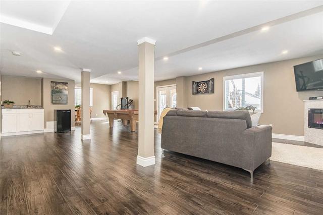 49 Abbeywood Cres, House detached with 4 bedrooms, 4 bathrooms and 4 parking in Guelph ON | Image 21