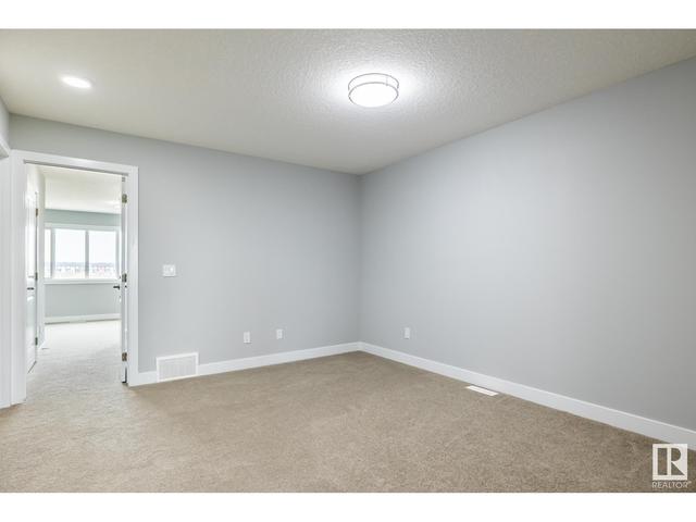 4828 177 Av Nw, House detached with 3 bedrooms, 2 bathrooms and 2 parking in Edmonton AB | Image 11