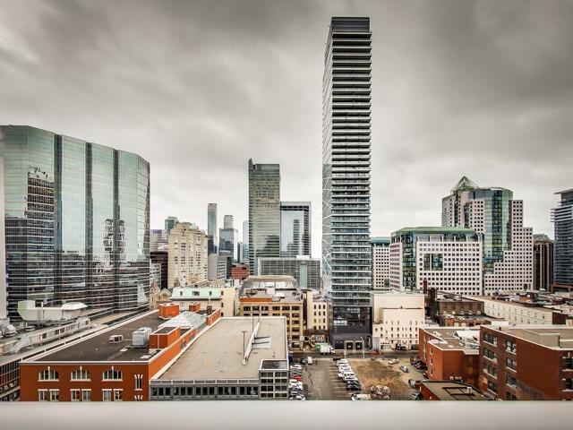 uph16 - 21 Nelson St, Condo with 2 bedrooms, 3 bathrooms and 1 parking in Toronto ON | Image 15