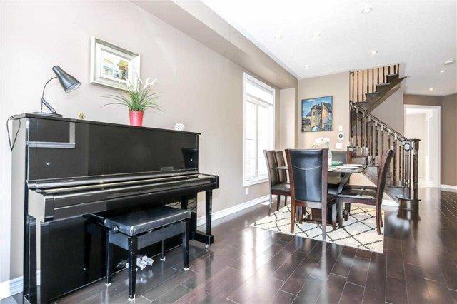 136 Maria Rd, House semidetached with 4 bedrooms, 3 bathrooms and 2 parking in Markham ON | Image 3