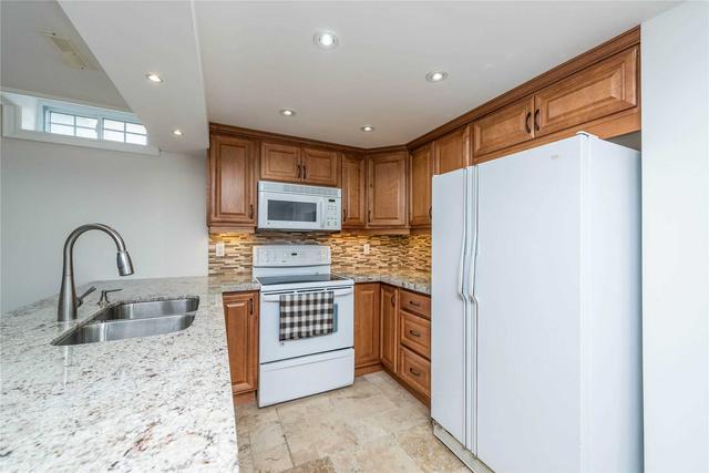 2632 Lundene Rd, House semidetached with 3 bedrooms, 3 bathrooms and 4 parking in Mississauga ON | Image 19