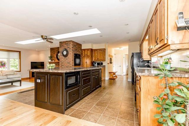 5133 Line 4 North, House detached with 3 bedrooms, 3 bathrooms and 10 parking in Oro Medonte ON | Image 32