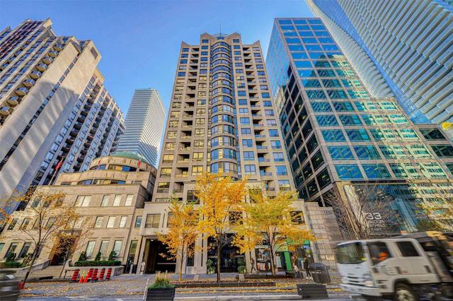uph7 - 55 Bloor St E, Condo with 2 bedrooms, 2 bathrooms and 1 parking in Toronto ON | Image 1