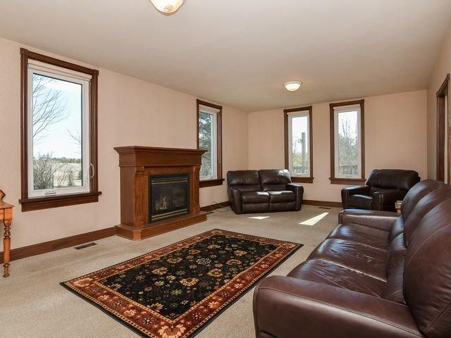 192193 13th Line, House detached with 4 bedrooms, 2 bathrooms and 21 parking in East Garafraxa ON | Image 3